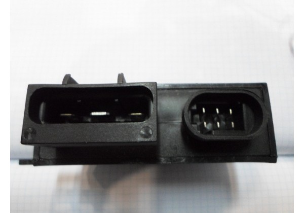 Реле свічок накалу, система розжарювання RENAULT Clio II, Kangoo 1.9 D, 7700109860